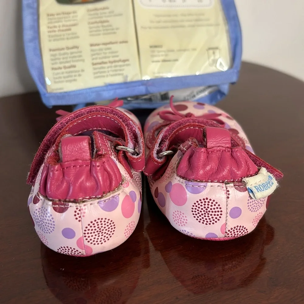Robeez fireworks, MJ, pastel pink girls, mini shoes, size 2